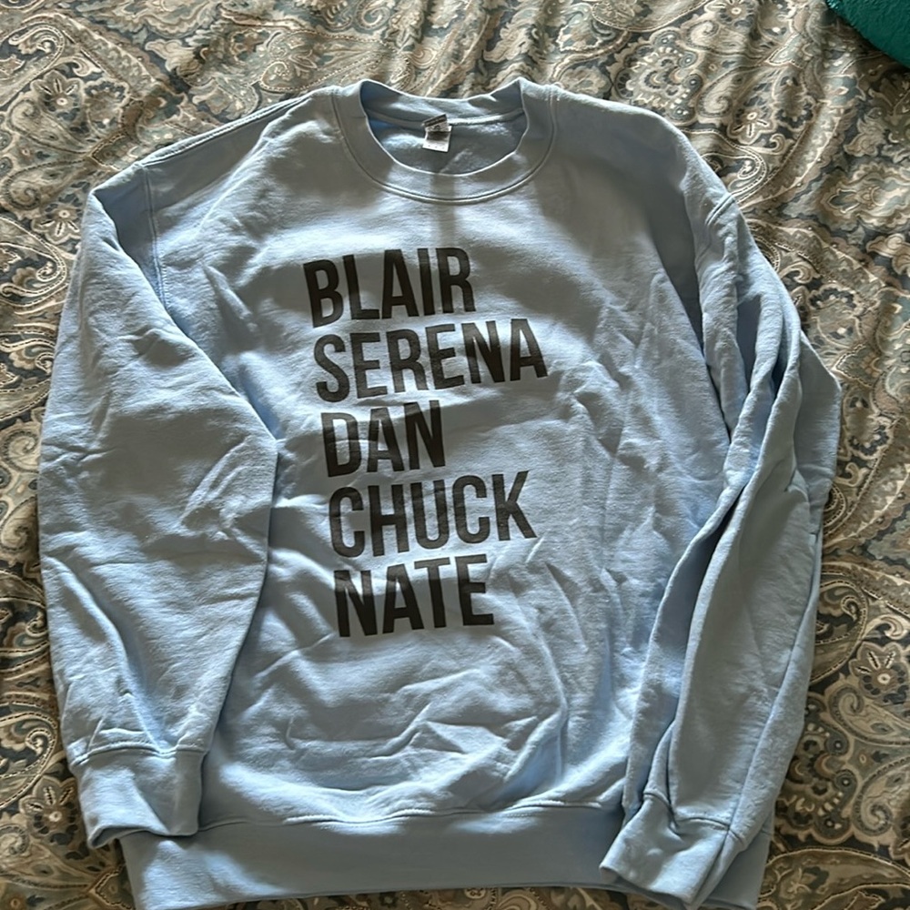 Women’s M custom made gossip girl sweatshirt.